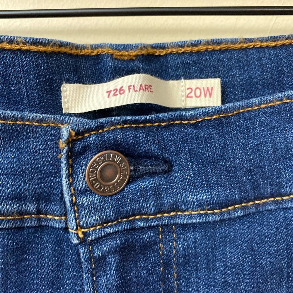 New! Levi’s 726 Flare Jeans Women’s Plus Size 20W - Picture 3 of 6